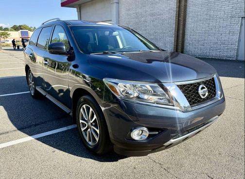 2015 Nissan Pathfinder SV