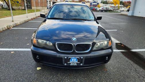 2005 BMW 325 325i 4dr Sedan