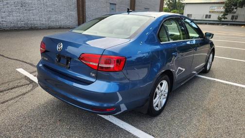 2015 Volkswagen Jetta Auto SE w/Connectivity