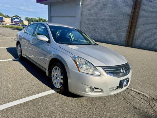 Brilliant Silver Metallic 2012 Nissan Altima 2.5 S
