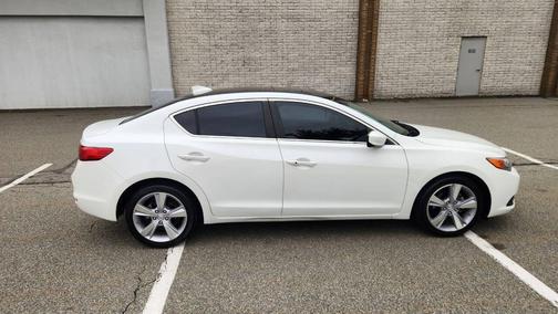 Bellanova White Pearl 2015 Acura ILX 2.0L