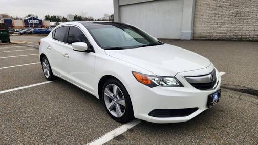 Bellanova White Pearl 2015 Acura ILX 2.0L