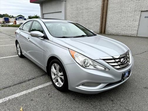 2013 Hyundai SONATA Limited