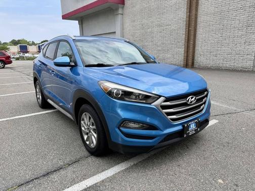 Caribbean Blue 2017 Hyundai TUCSON SE