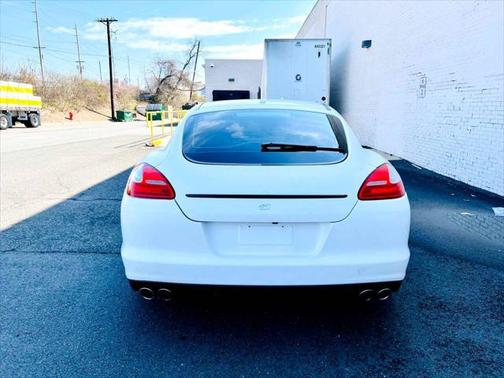 2010 Porsche Panamera 4S