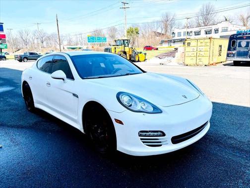 2010 Porsche Panamera 4S