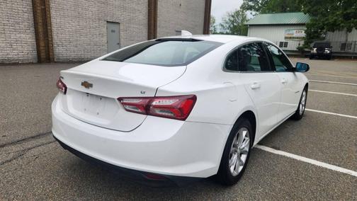 White 2019 Chevrolet Malibu LT