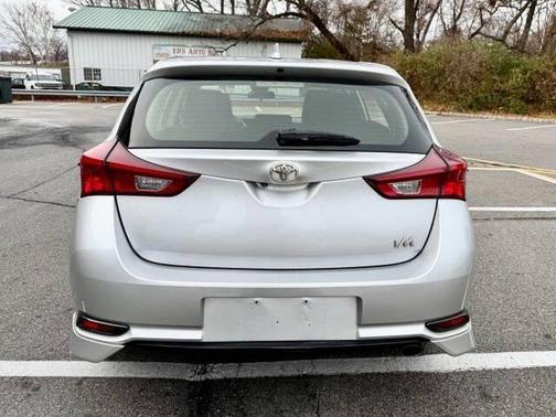 2017 Toyota Corolla iM Base