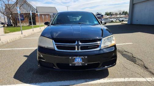 Black 2012 Dodge Avenger SE