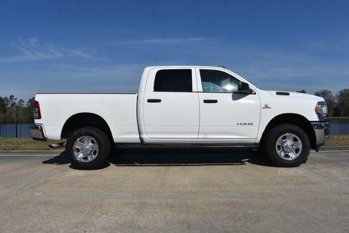 2020 RAM 2500 Tradesman Crew Cab 4X4 6'4' Box