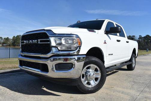 2020 RAM 2500 Tradesman Crew Cab 4X4 6'4' Box