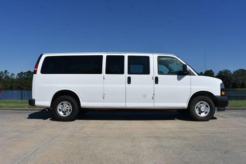 2019 Chevrolet Express 3500 LS