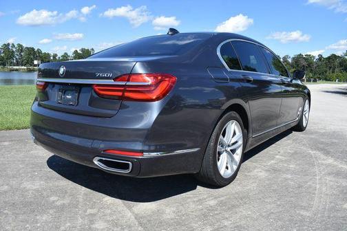 2018 BMW 750 I