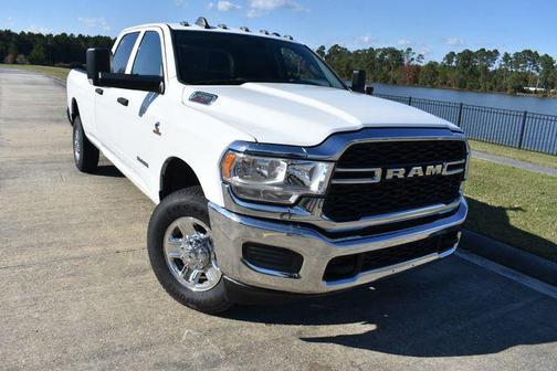 2019 RAM 2500 Tradesman Crew Cab 4x4 8' Box