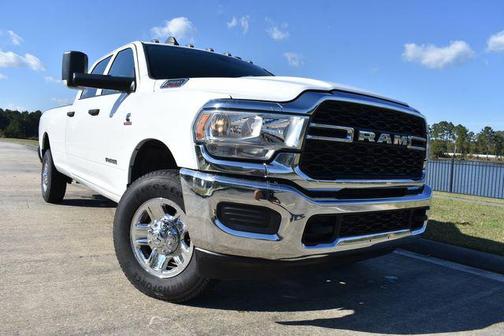 2019 RAM 2500 Tradesman Crew Cab 4x4 8' Box