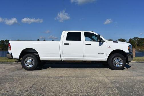 2019 RAM 2500 Tradesman Crew Cab 4x4 8' Box