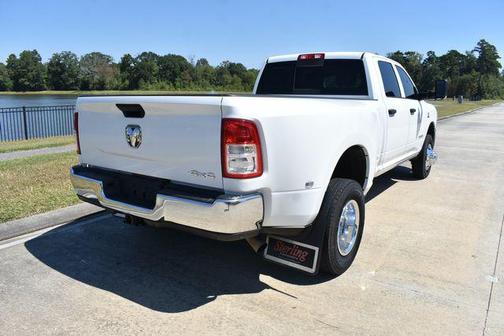 2020 RAM 3500 Tradesman Crew Cab 4x4 8' Box