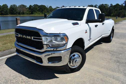 2020 RAM 3500 Tradesman Crew Cab 4x4 8' Box