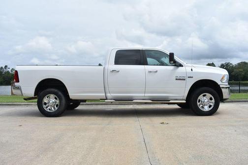 2018 RAM 2500 SLT Crew Cab 4x4 8' Box