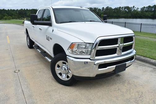 2018 RAM 2500 SLT Crew Cab 4x4 8' Box