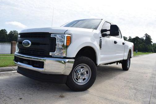 Oxford White 2019 Ford F-250 XL