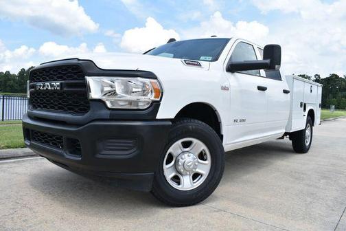 2019 RAM 2500 Tradesman Crew Cab 4x2 8' Box