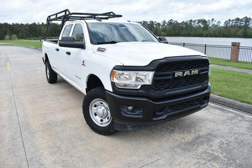 2019 RAM 2500 Tradesman Crew Cab 4x4 8' Box