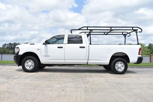 2019 RAM 2500 Tradesman Crew Cab 4x4 8' Box