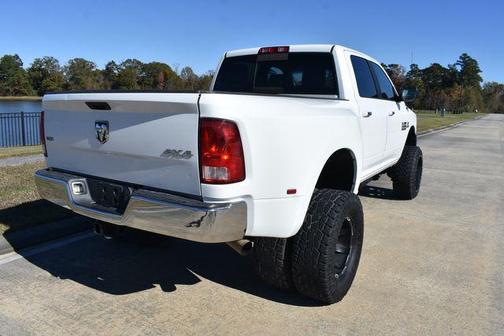 2017 RAM 2500 SLT Crew Cab 4x4 6'4' Box