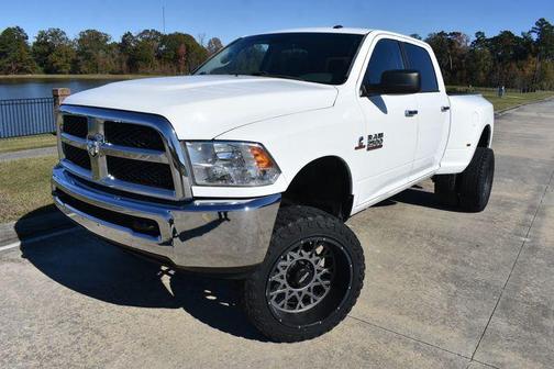 2017 RAM 2500 SLT Crew Cab 4x4 6'4' Box