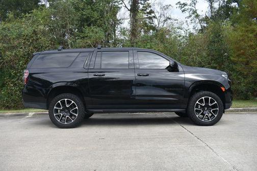 2021 Chevrolet Suburban RST