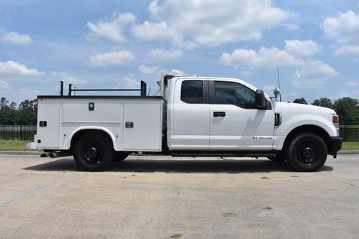Oxford White 2022 Ford F-350 XL