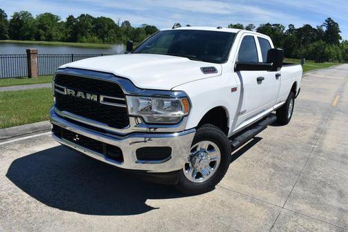 Bright White Clearcoat 2021 RAM 2500 Tradesman Crew Cab 4x4 8' Box