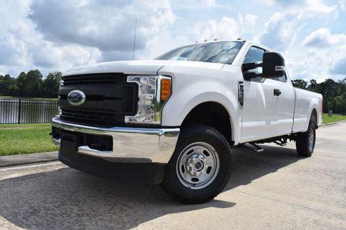Oxford White 2018 Ford F-250 XL