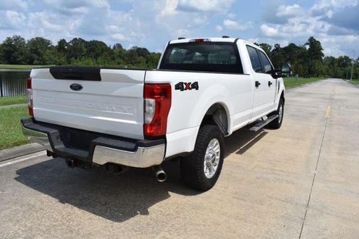 Oxford White 2022 Ford F-250 XL