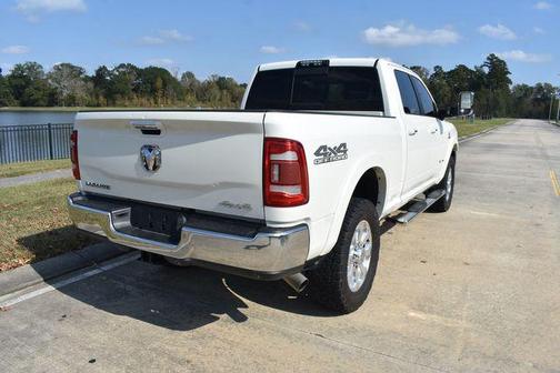 2019 RAM 2500 Laramie Crew Cab 4x4 6'4' Box