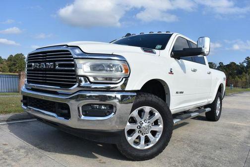 2019 RAM 2500 Laramie Crew Cab 4x4 6'4' Box