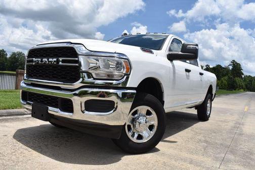 Bright White Clearcoat 2024 RAM 2500 Tradesman Crew Cab 4x4 6'4' Box