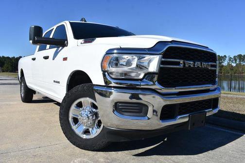 2021 RAM 2500 Tradesman Crew Cab 4x2 8' Box