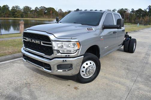 2021 RAM 3500 Tradesman Crew Cab 4x4 8' Box