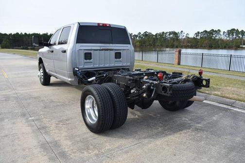 2021 RAM 3500 Tradesman Crew Cab 4x4 8' Box