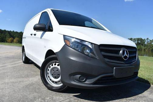 2020 Mercedes-Benz Metris Base