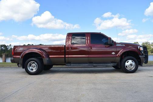 2015 Ford F-350 Lariat