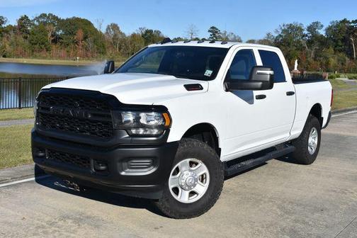 2023 RAM 2500 Tradesman Crew Cab 4x4 6'4' Box