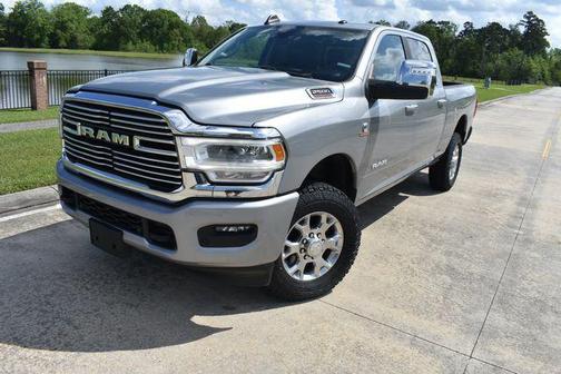 - 2024 RAM 2500 Laramie Crew Cab 4x4 6'4' Box
