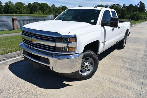 Summit White 2018 Chevrolet Silverado 2500 WT