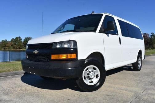 2020 Chevrolet Express 2500 LS