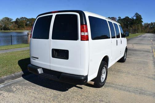 2020 Chevrolet Express 2500 LS