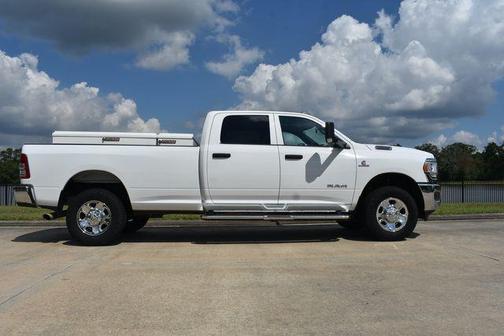 2021 RAM 2500 Tradesman Crew Cab 4x4 8' Box
