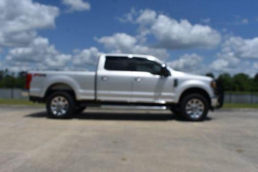 Ingot Silver Metallic 2017 Ford F-250 Lariat